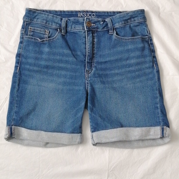 RASUCO ROLLED HEM JEANS SHORTS - Picture 2 of 5